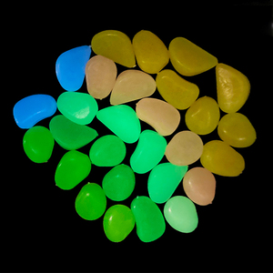 All'ingrosso di alta qualità <span class=keywords><strong>naturale</strong></span> Glow-in-the-Dark ciottoli di <span class=keywords><strong>pietra</strong></span> luminosa <span class=keywords><strong>per</strong></span> il <span class=keywords><strong>giardino</strong></span> e la decorazione del parco - Product Image 3