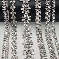 Applique en strass, perles et sequins, style tige, à thermocoller pour robes de mariée, sacs et chaussures