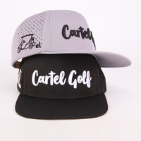 Gorra Snapback Urbana de 6 Paneles con Logotipo Personalizado OEM, Bordado 3D, Perforada, Transpirable, Ligera, Visera Plana y Orificios Cortados con Láser