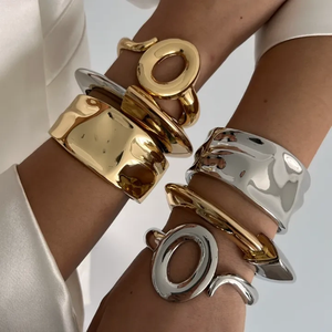 Brazaletes Gruesos con Forma de <span class=keywords><strong>O</strong></span> de Geometría Exagerada para Mujer, Brazaletes Punk para Fiesta, Accesorios de Moda, Regalos de Joyería - Product Image 1