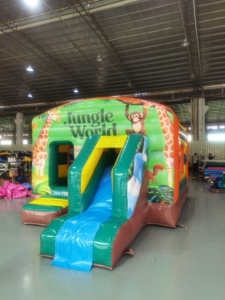 Nouveau château gonflable de jungle pour enfants, en PVC, avec souffleur et kits de réparation inclus - Product Image 1