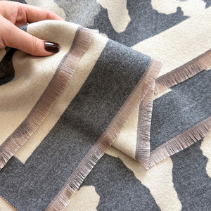 Nouvelle Écharpe Longue en Viscose et Cachemire, Châle Coréen Polyvalent pour Fille, Chauffe-<span class=keywords><strong>Cou</strong></span> Épais et Durable, Multifonctionnel pour l'Hiver - Product Image 4