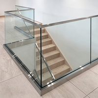 Rampe en verre sans cadre minimaliste moderne avec base en aluminium en forme de U pour verre trempé de 10-12 mm, résistante à la rouille et à l'eau, pour escalier d'hôtel