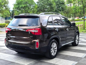 Buque insignia de la familia Diesel: <span class=keywords><strong>Kia</strong></span> <span class=keywords><strong>Sorento</strong></span> Ultimate 2013 de 7 plazas, gran torque, tecnología UVO y cabina espaciosa, SUV importado confiable - Product Image 3