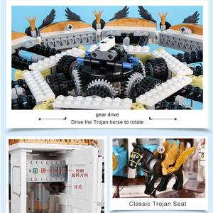 Mould <span class=keywords><strong>King</strong></span>-11011 parque de atracciones de Mking <span class=keywords><strong>Land</strong></span>, carrusel motorizado, iluminación de lujo, regalo para niños, bloques de construcción para montar - Product Image 3