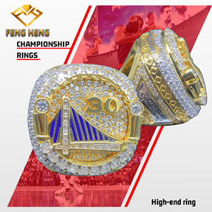 Personnalisation FH basée sur des échantillons fournis, plaqué or 24 carats, bagues de championnat des <span class=keywords><strong>Golden</strong></span> <span class=keywords><strong>State</strong></span> Warriors 2018 de la <span class=keywords><strong>NBA</strong></span> - Product Image 1