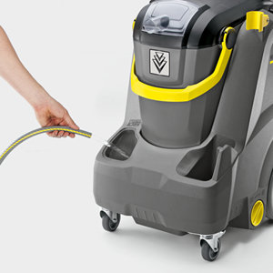 Limpiadora de Extracción por Pulverización Puzzi 30/4 de Karcher, 66dB Silenciosa, para Limpieza de Alfombras, Ergonómica, Vertical, Secado Rápido, 30% Más Rápido - Product Image 5