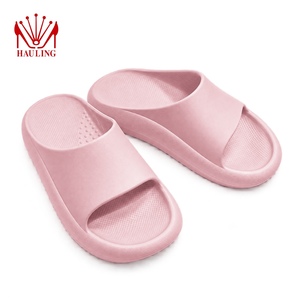 Pantuflas ligeras de plataforma EVA con suela gruesa amortiguadora, impermeables y antideslizantes para el hogar y la playa. - Product Image 3