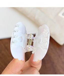 Yi Yhj Vrouwen Haaraccessoires Cartoon Lieve Kat Konijntje Haarclip Mini <span class=keywords><strong>3</strong></span>.5Cm Pvc Klauw Clip Zijclip Pony Voor Kid Groothandel - Product Image 6