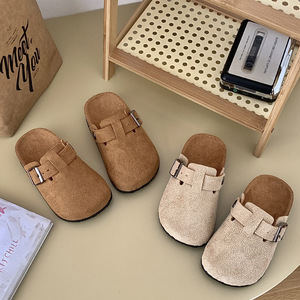 Ciabatte per Bambini con Punta Chiusa Stile Coreano, Comode, Antiscivolo e Resistenti all'Usura - Product Image 6