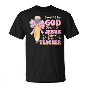 T-shirt pour enseignant chrétien, créé par Dieu, choisi par Jésus, appelé à enseigner, design crayon rose, noir - Product Image 2