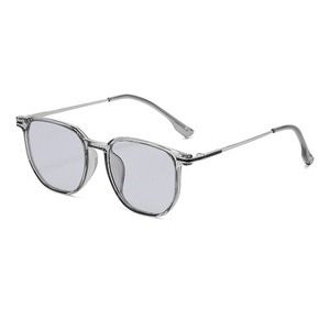 Jamie 9442 Square Frame Sunglasses Black PC Frame UV400 Protection Unisex - Product Image 4