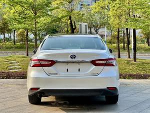 Toyota Camry <span class=keywords><strong>2019</strong></span> Hybride 2.5HG 2.5L 178 ch L4 Hybride Toit ouvrant panoramique Caméra de recul Régulateur de vitesse Voiture d'occasion - Product Image 5