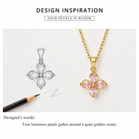 Colliers pendentifs fleuris en alliage de zinc plaqué or avec zircon cubique, bijoux classiques pour femmes à porter au quotidien, chaîne en boîte