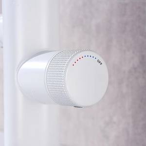 Robinet de lavabo à <span class=keywords><strong>bascule</strong></span> mécanique multifonctionnel de luxe robinet mélangeur à affichage numérique à température LED pivotante pour salle de bain - Product Image 4