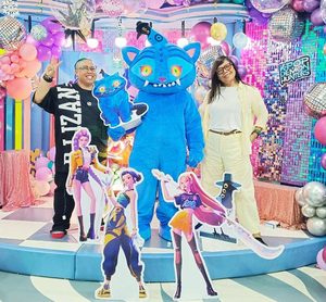 Disfraz de Mascota de Gato Azul con Temática de <span class=keywords><strong>Anime</strong></span> y Videojuegos, Suave y de Peluche, Estilo Kpop, Traje de Personaje para Festival de Cazadores de Demonios, Económico - Product Image 4