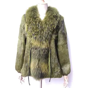 Cappotto invernale da donna in vera pelliccia di coniglio con rifilatura di pelliccia di procione alla moda giacca calda di lusso a manica lunga in vera pelliccia Outwear femminile