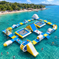 Parc aquatique flottant personnalisé pour les sports nautiques, île flottante, parc aquatique gonflable
