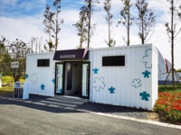 Cabine en acier Apple, toilettes mobiles avec décoration raffinée pour l'école et les parcs