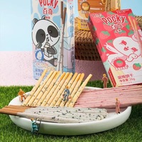Vente en gros de collations asiatiques sucrées, bâtonnets Pocky 55g, saveur de crème de biscuits et de fromage, biscuits enrobés de chocolat, goût croustillant