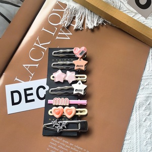 กิ๊บติดผมไรน์สโตนตัวหนังสือสำหรับผู้หญิงน้ำหนักเบาหรูหราระดับไฮเอนด์สวยงามและใช้งานได้หลากหลาย - Product Image 6