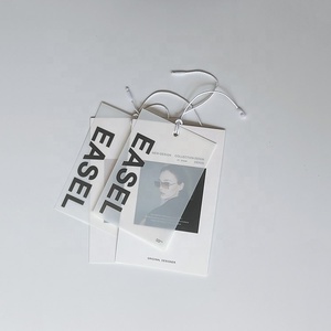 Kỹ thuật số may mặc Số serial quần áo thẻ tùy chỉnh quần áo treo tag bán buôn Trung Quốc giấy in mẫu tag Giày - Product Image 2