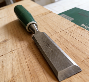 <span class=keywords><strong>Ciseau</strong></span> <span class=keywords><strong>à</strong></span> manivelle avec poignées en cornière, en acier au carbone pour le traitement des os vertébraux - Product Image 1