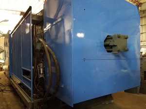 Máquina de Moldeo por Inyección JSW J1300E III de 1300 Toneladas, Marca Japonesa, Usada (en Existencia) - Product Image 4