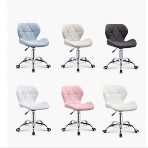 Chaises de barbier de haute qualité en gros, personnalisables, réglables en hauteur, avec roulettes, équipement de salon - Product Image 6