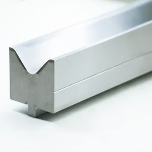 La bonne crédibilité du joint CNC presse plieuse hydraulique outillage V métal cintrage lame de couteau meurt