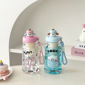 ขวดน้ำพลาสติกปราศจากสาร BPA ขนาด 500 มล. ป้องกันการรั่วซึม พกพาสะดวก ใช้ได้ทุกวัน พร้อมที่กรองผลไม้แบบถอดได้และสายคล้องมือ - Product Image 1