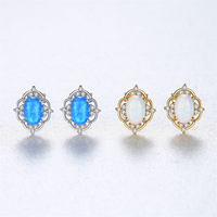 Feiner Schmuck 925 Sterling Silber Blumenform Natürlicher Ovaler Opal Zirkon Ohrstecker