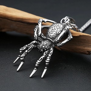 Collar con Colgante de Araña 3D Estilo Gótico yunnique, Acero Inoxidable, Regalo Hip Hop para Hombre, Accesorio de Insecto/Animal, Cadena de 60cm - Product Image 4