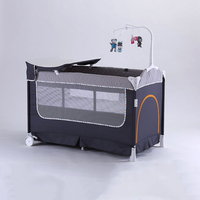 Lit bébé, parc pour bébé, lit de voyage avec table à langer et fonction de balancement - Offre spéciale