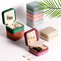 Vente en gros de boîte à bijoux de voyage rose mini petite boîte à bijoux en velours pour bagues et pendentifs cadeaux