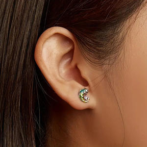 Boucles d'oreilles clous en or blanc E4578 pour femmes, bijoux fantaisie en alliage avec serti clos, boucles d'oreilles tendance - Product Image 4