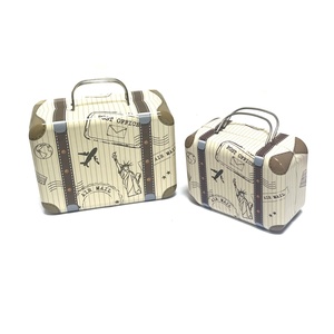 Boîte rectangulaire en étain brillant, style sac à main, motif valise, fabriquée à partir de matériaux recyclés écologiques, directement de l'usine - Product Image 6