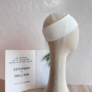 Bandeau élastique de sport <span class=keywords><strong>Lumi</strong></span> Brand personnalisé avec logo OEM pour femmes, idéal pour le yoga, l'entraînement et l'usage quotidien, couleur personnalisable. - Product Image 5