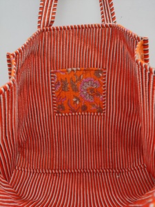 Bolso de mano de algodón acolchado con flores bohemias hecho a mano, respetuoso con el medio ambiente, sostenible, diseño reversible, resistente, mango diario, logotipo reutilizable, regalos - Product Image 4