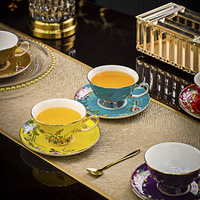 Ensemble de tasses à café et soucoupes en céramique de style chinois nouveau, de luxe, de style européen exquis, design floral, 220 ml, boîte cadeau pour le thé de l'après-midi