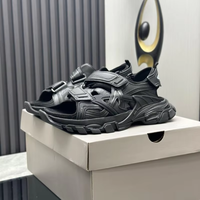 Sneakers de luxe de créateurs, sandales de plage originales, chaussures de marche élégantes haut de gamme pour l'été, le printemps, l'hiver, pour hommes et femmes