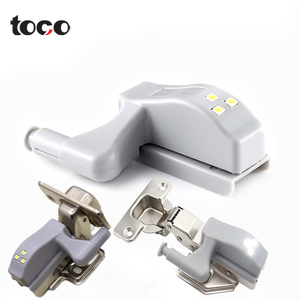 Bản lề đèn LED cảm ứng tự động đa năng hình thoi Toco Light Duty, phụ kiện tủ đồ nội thất - Product Image 3