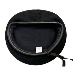 Béret de Randonnée en Laine Tactique Personnalisé de Haute Qualité pour Hommes, Taille Ajustable, Couleurs Noir, Rouge, Vert - Product Image 4