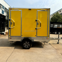 Remorque de toilettes portable de luxe robuste et moderne avec des fonctionnalités avancées pour les chantiers de construction, les écoles et les parcs