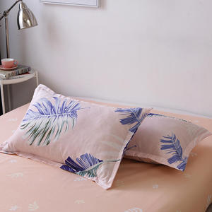 Ensemble <span class=keywords><strong>de</strong></span> housse <span class=keywords><strong>de</strong></span> <span class=keywords><strong>couette</strong></span> en microfibre <span class=keywords><strong>de</strong></span> luxe Literie à impression réactive <span class=keywords><strong>romantique</strong></span> Queen et King Sizes avec housse <span class=keywords><strong>de</strong></span> <span class=keywords><strong>couette</strong></span> en dentelle - Product Image 5