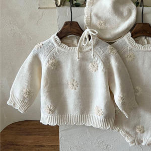 Herbst- und Winter-Baby-Pullover: Süße, Frische Gänseblümchen-Häkelstrickwaren aus Reiner Baumwolle – Modische Oberteile für Mädchen, Baby-Strampler und Mütze - Product Image 2