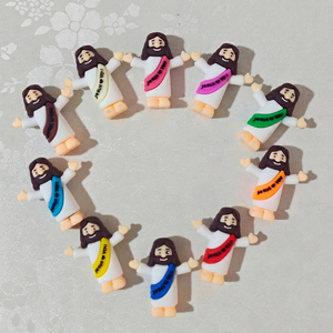 Mini ornements de Pâques religieux en PVC écologiques Jésus vous aime Style câlin petit Jésus Figures en vrac résine artisanat jouets religieux - Product Image 6
