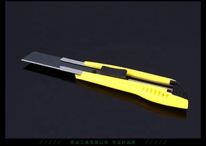 China Wholesale Retractable Safety <b>Lock</b> Utility Knife 18mm Paper <b>Cutter</b> with Snap-Off Steel Blade OEM Customizable - Product Image 3