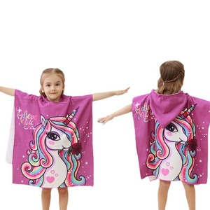 En stock, vente en gros, serviette <span class=keywords><strong>de</strong></span> voyage carrée en polyester à capuche motif dessin animé, peignoir <span class=keywords><strong>de</strong></span> <span class=keywords><strong>bain</strong></span> pour <span class=keywords><strong>bébé</strong></span>, serviettes <span class=keywords><strong>de</strong></span> <span class=keywords><strong>bain</strong></span>, serviette <span class=keywords><strong>de</strong></span> plage en microfibre pour enfants - Product Image 3
