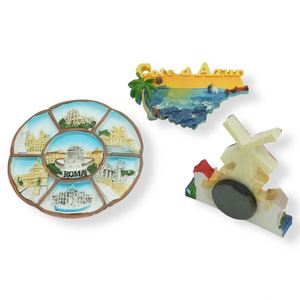 Aimants de réfrigérateur en résine découpés sur mesure avec logo personnalisé, souvenirs touristiques 3D de villes et pays - Product Image 1